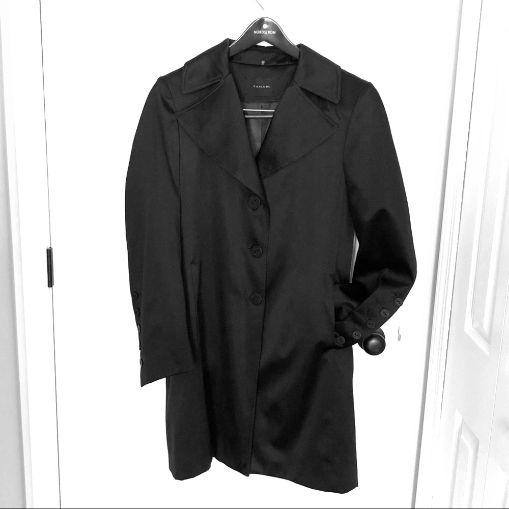 Tahari Woman’s Jacket